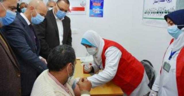 محافظ الشرقية يشهد بدء فعاليات تطعيم أصحاب الأمراض المزمنة بلقاح كورونا