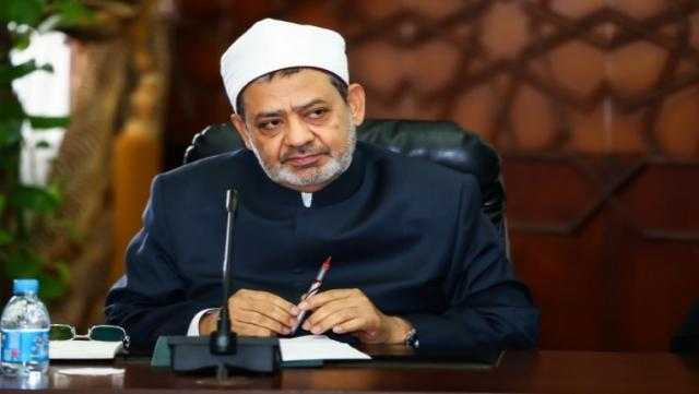 شيخ الأزهر ينعى ضحايا حادث طريق الكريمات