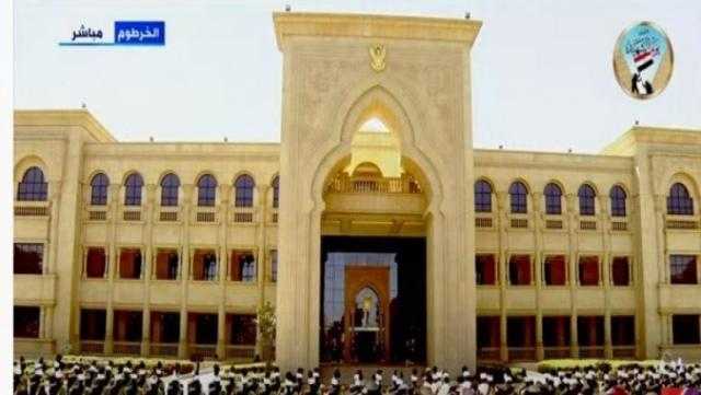 بث مباشر.. مراسم استقبال رسمية للرئيس السيسي في مستهل زيارته للسودان