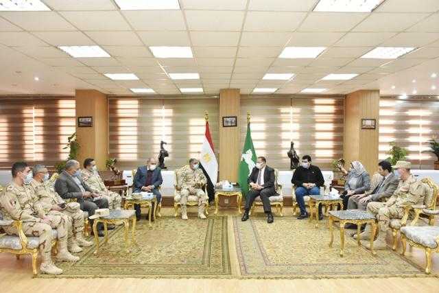 محافظ الشرقية يستقبل مدير سلاح المهندسين العسكريين