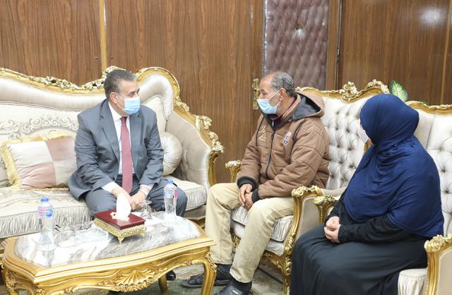 خط أحمر