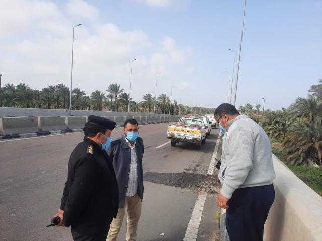 هبوط أرضي بكوبري الشيخ مبارك في كفر الشيخ.. صور