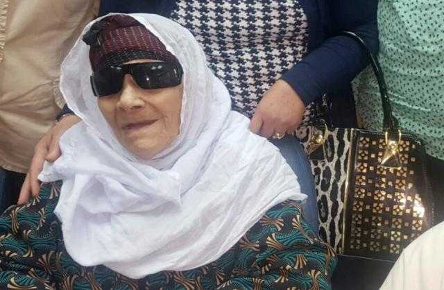 محمد موسى ناعيًا الحاجة زينب: مثال لتضحيات المرأة المصرية على مر التاريخ