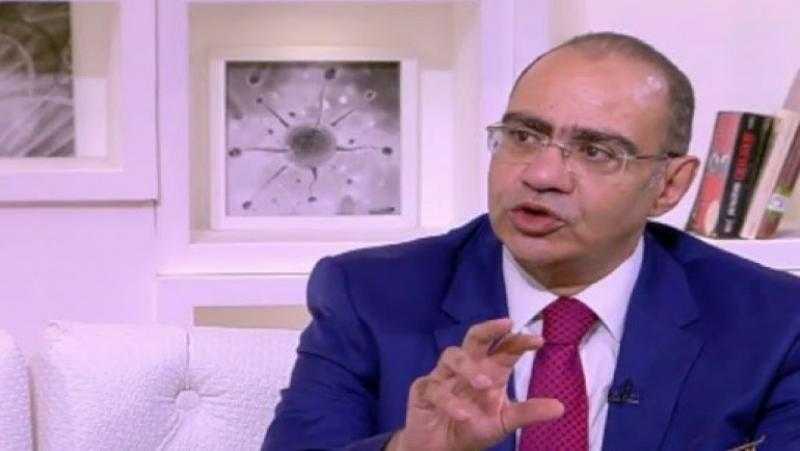 رئيس اللجنة العلمية لمكافحة كورونا: المتحور الجديد ليس خطيرا واللقاح ضروري