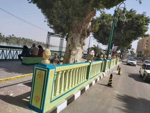 محافظ أسيوط يشيد بتطوير طلاب ومعلمي مدارس التعليم الفني لكورنيش النيل.. صور