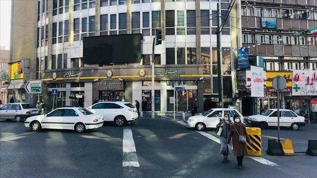 إيران: أكثر من مليون شخص فقدوا وظائفهم بسبب كورونا