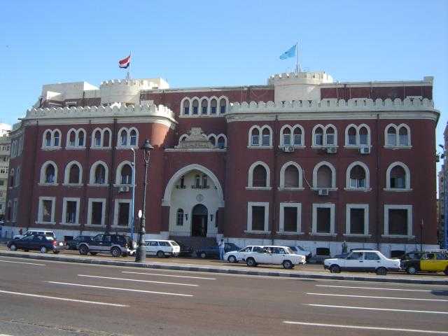 طلاب جامعة الإسكندرية يمحون أمية 1059 فردًا خلال عام