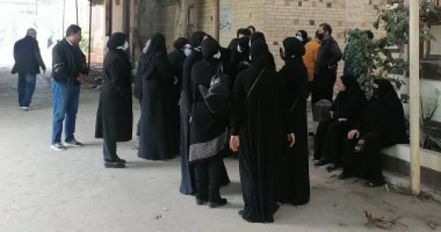 خط أحمر