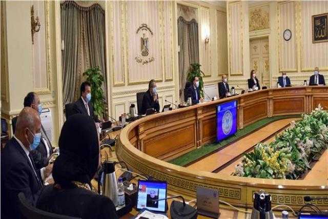 حوافز وعلاوة دورية.. الحكومة توافق على 9 قرارات جديدة
