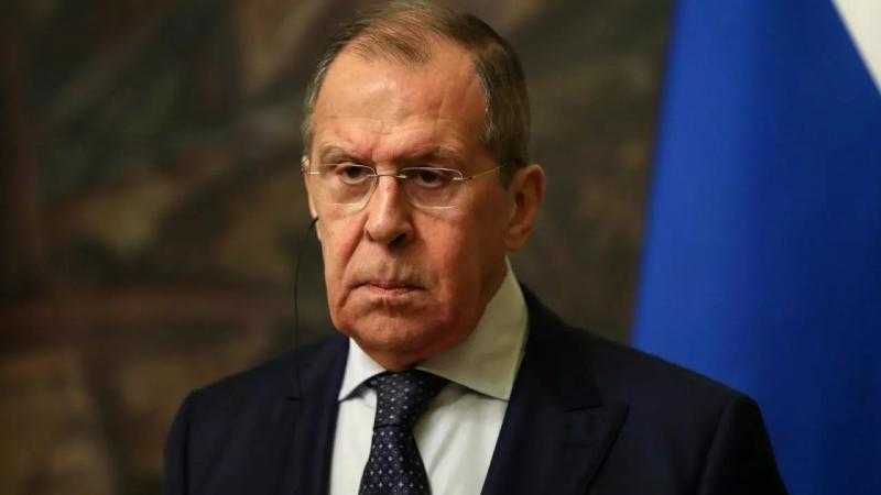 لافروف يصل إندونيسيا لتمثيل روسيا في قمة العشرين