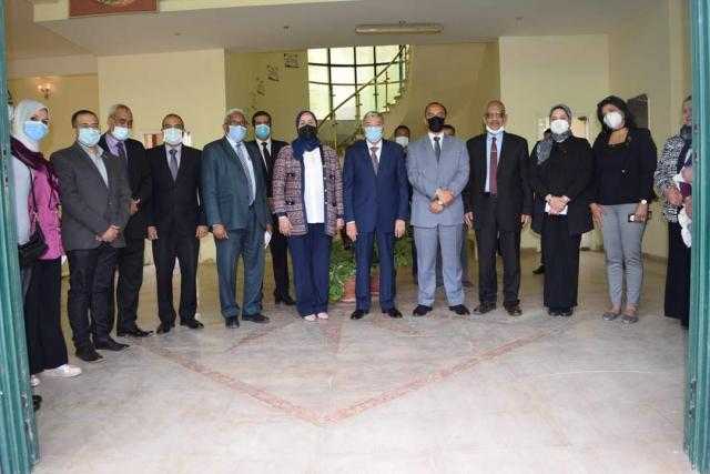 محافظ المنيا يشهد احتفالية يوم اليتيم بـ «القومي للمرأة»