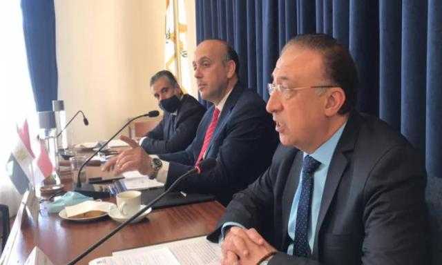 محافظ الإسكندرية يبحث تفعيل خط الطيران المباشر مع قبرص