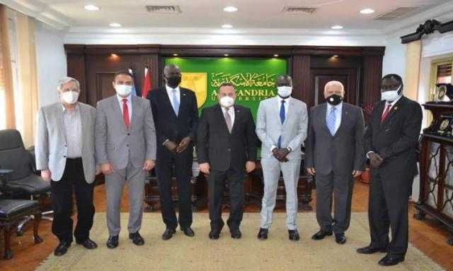 جامعة الإسكندرية: بدء الدراسة بفرع جنوب السودان العام بعد المقبل