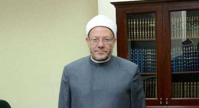 مفتي الجمهورية ينصح هذه الفئة بصلاة التراويح في المنزل