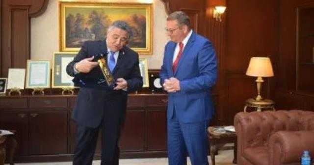 محافظ البحر الأحمر يستقبل السفير التشيكى لبحث تنشيط السياحة