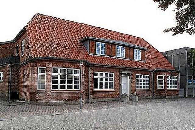 الدنمارك أول دولة أوروبية توقف استخدام لقاح أسترازينيكا بشكل نهائي