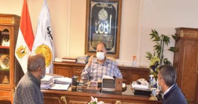 خط أحمر