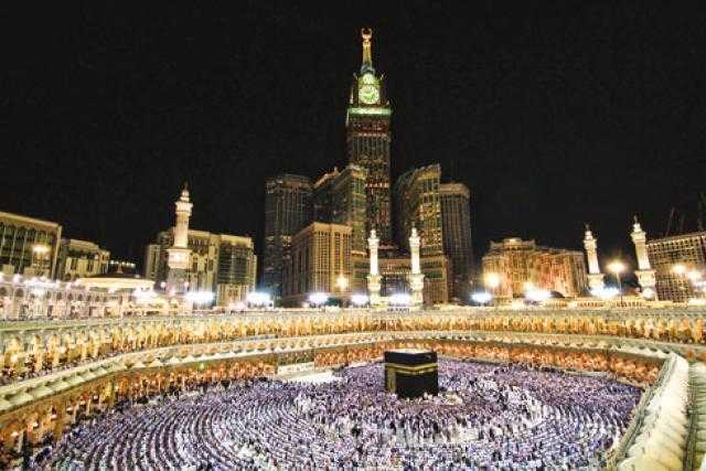 شيخ الأزهر: الاقتراض وإرهاق ميزانية البيت لأداء فريضة الحج غير لازم