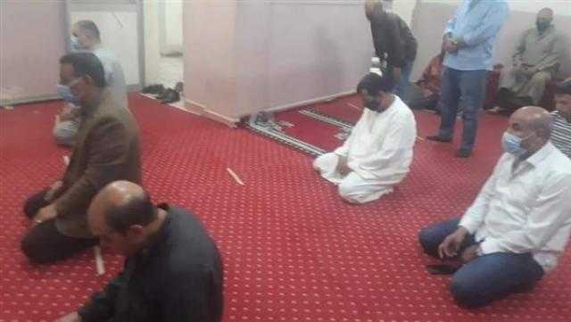 رئيس مدينة سنورس بالفيوم يوجه بتشديد الإجراءات الاحترازية بالمساجد لمواجهة كورونا