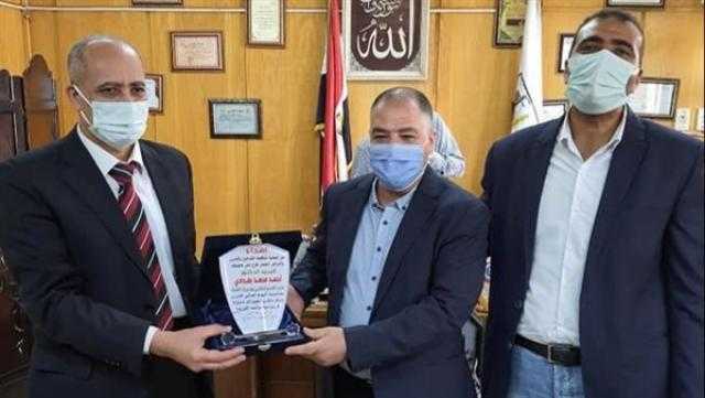 جمعية مكافحة مرض الدرن والتدخين تُكرم قيادات الصحة ببني سويف