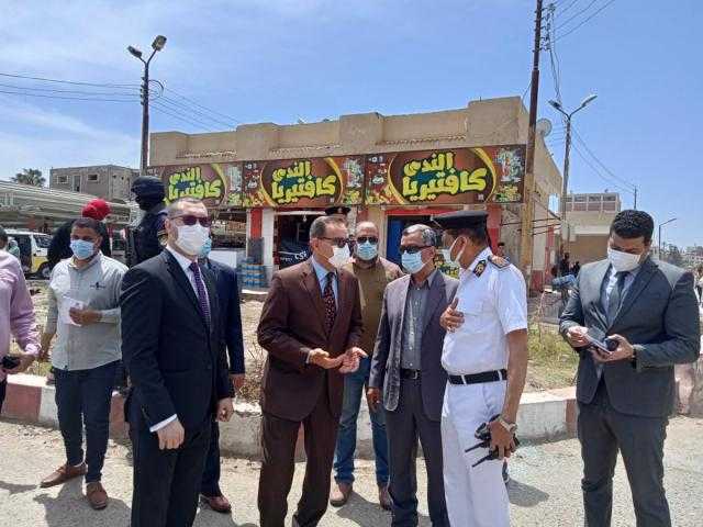 محافظ كفر الشيخ يتفقد المواقف للتأكد من الالتزام بالتعريفة وارتداء الكمامات