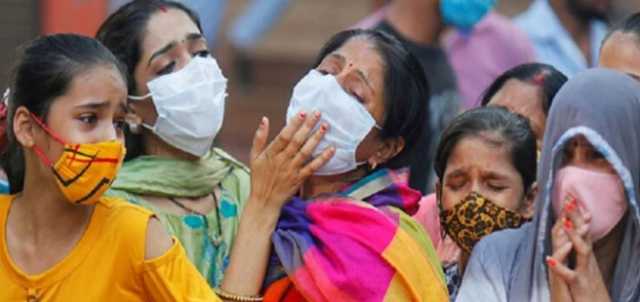 الهند تُسجل 412 ألف إصابة جديدة بكورونا