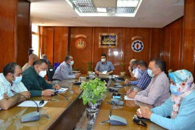 تكثيف العمل لتنفيذ الإجراءات الاحترازية لمواجهة كورونا خلال إجازة العيد بالسويس