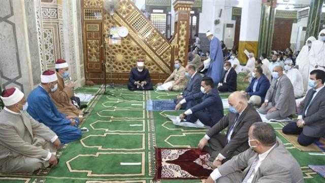 أهالي أسيوط يؤدون صلاة عيد الفطر بـ4085 مسجدًا