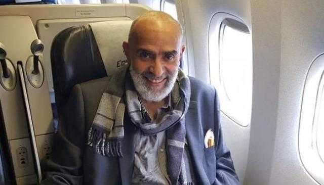 أشرف السعد: هربت من مصر عشان جبان.. وقطع لسان اللي يتكلم على الجيش المصري.. فيديو