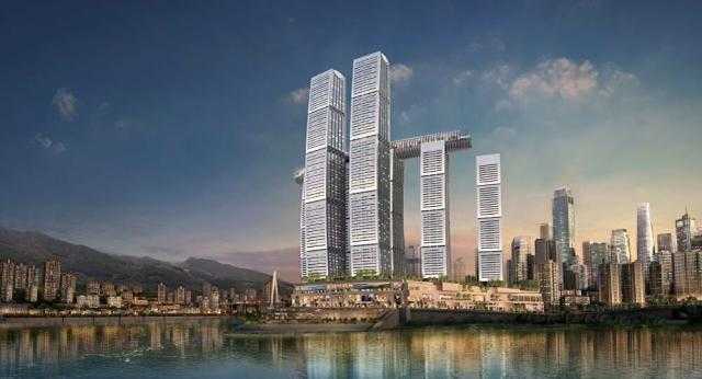 ناطحة سحاب بارتفاع 300 متر في الصين تهتز والناس تهرب منها