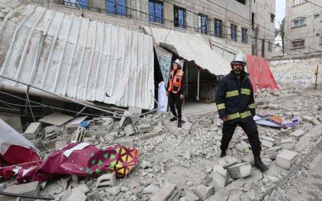 الدفاع المدني في غزة: نتعرض للاستهداف والإبادة ونطالب السلطة بمد يد العون.. فيديو