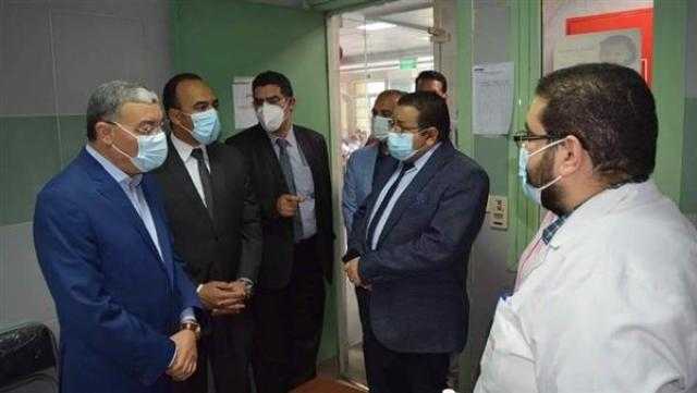 تجهيز 16 مركزاً للتطعيم بلقاح كورونا وفريق متحرك للأماكن العامة والخدمية بالمنيا