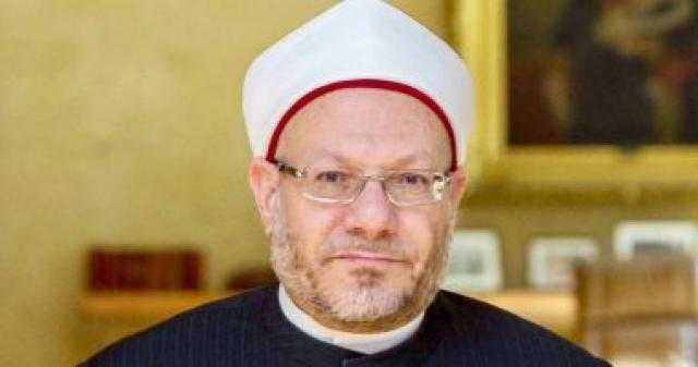 المفتي يوصي بقراءة كتب النمنم حول سيد قطب ويؤكد: الاحاديث النبوية عن مصر صحيحة