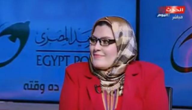 خبيرة أسرية: افتقار الزوجة إلى مصدر دخل يجعلها تتقبل إهانة زوجها