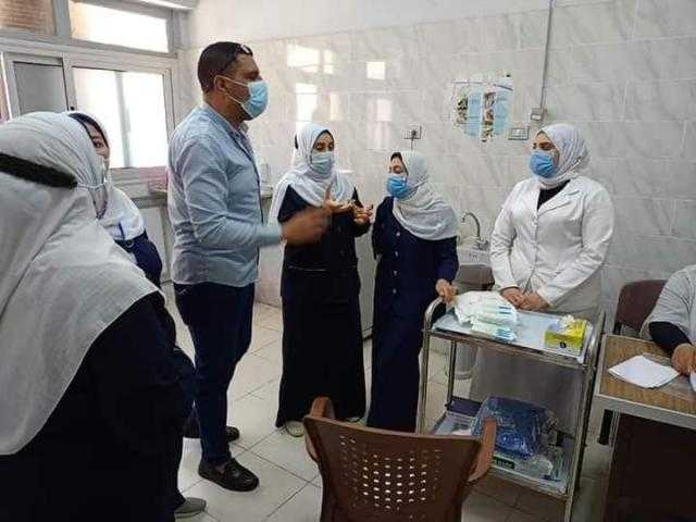 محافظ كفر الشيخ يشيد باستمرار حملات توعية المواطنين مناشدا بسرعة التسجيل لتلقي اللقاح
