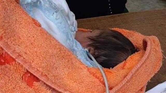 فحص 7867 رضيعا بالمنيا ضمن مبادرة السمعيات