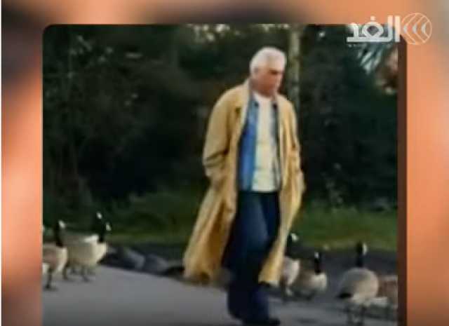 شاهد: الشاعر العراقي سعدي يوسف يلحق بقطار الراحلين