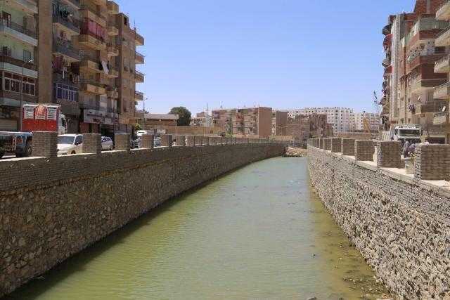 نائب محافظ السويس يتفقد أعمال المشروعات الاستثمارية