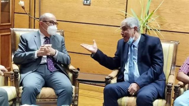 خط أحمر