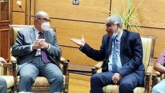 رئيس جامعة أسيوط يستقبل المستشار الثقافي للسفارة اليمنية بالقاهرة