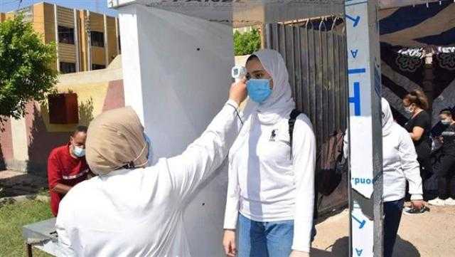 محافظ المنيا يتابع سير امتحانات الثانوية العامة بعدد من اللجان