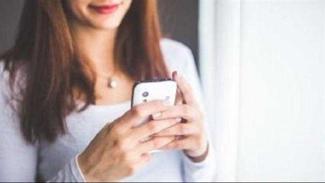 بمواصفات منافسة.. ZTE تطرح هاتفًا جديدًا بسعر 200 دولار