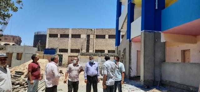 محافظ أسيوط يوجه بمتابعة حياة كريمة بالقرى (صور)