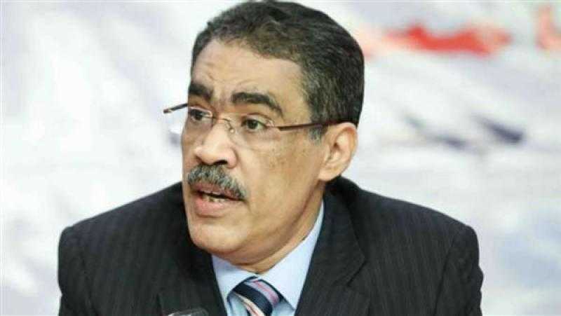 ضياء رشوان ينعى الكاتب الصحفي منير عامر: من أهم كتاب الصحافة