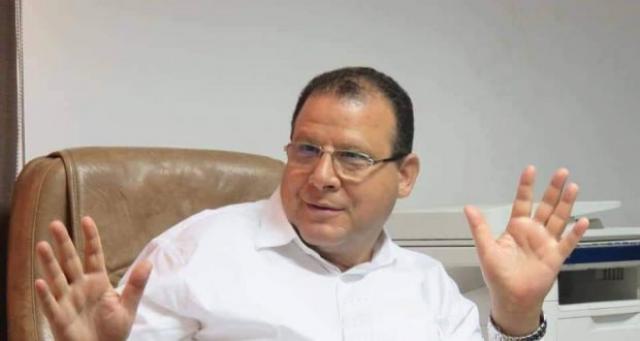 خط أحمر