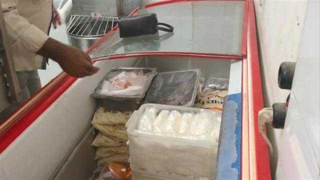 إغلاق 3 مطاعم لسلاسل شهيرة في حملة بالدقهلية