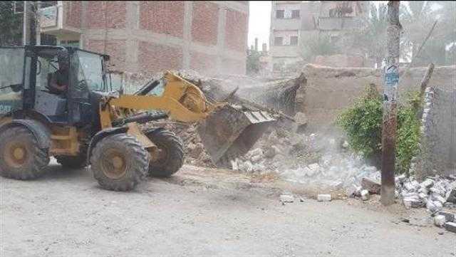إزالة مخالفات بناء في عدة مدن بالشرقية