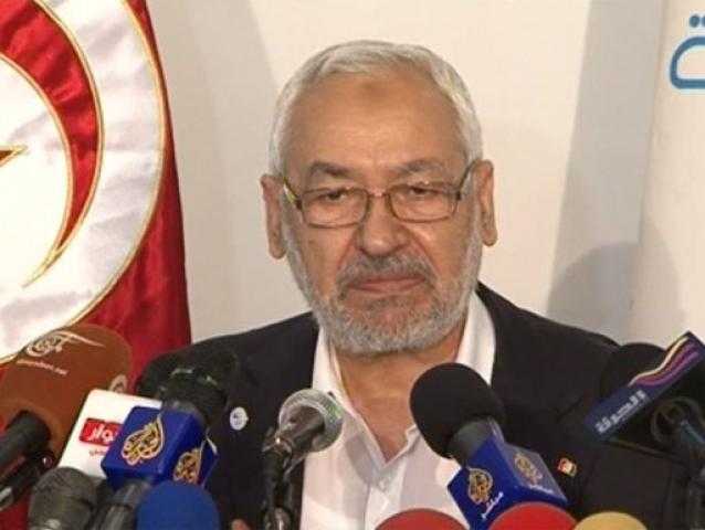 الغنوشي يغادر محيط البرلمان التونسي بعد ساعات من إعلانه الاعتصام