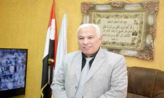 الدكتور محمد سعد وكيل وزارة التربية والتعليم بالإسكندرية