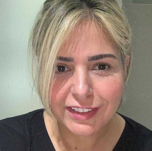 صابرين بتصفيفة شعر شبابية